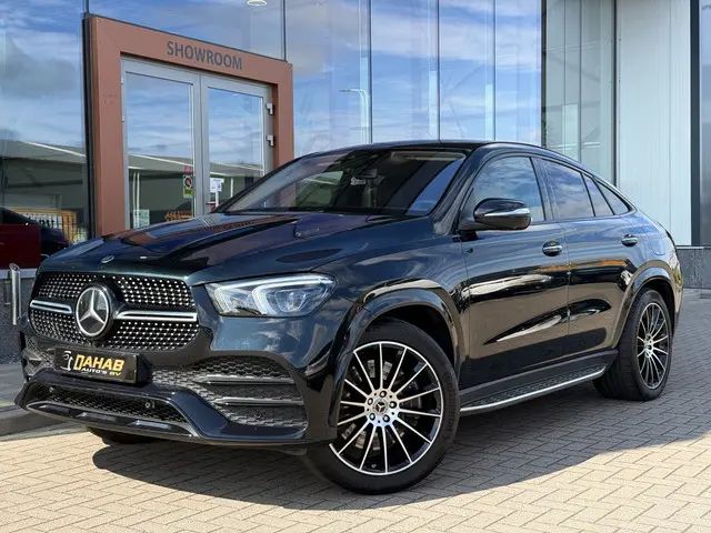 Mercedes-Benz GLE-klasse Coupé 350 e 4MATIC Executive AMG | Luchtvering | Burmester | 360 Camera | Leder | Stoelventilatie |