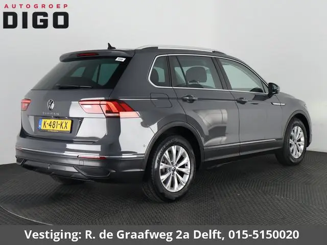 Volkswagen Tiguan 1.5 TSI Life Business | Navigatie | Camera | Cruise Control Adaptieve |