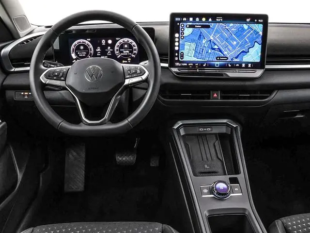 Volkswagen T-Roc Life First Edition 1.5 eTSI 116 PK 7 versn. DSG · Achteruitrijcamera · Draadloze te...