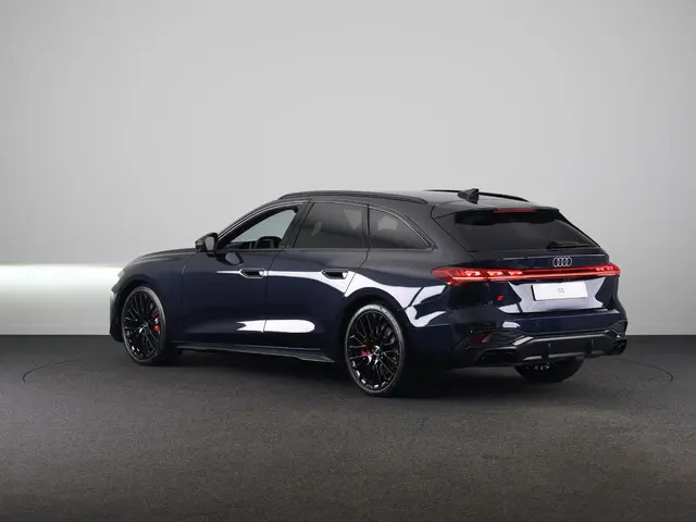 Audi S5 Avant 3.0 TFSI S5 quattro 50 year edition B&O premium soundsysteem, sportstoelen S plus, privacy glass