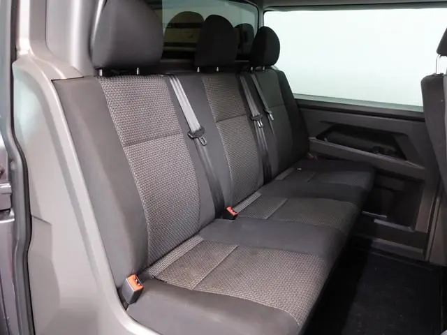 Volkswagen Transporter 2.0 TDI L2H1 28 Dubbele Cabine Highline Automaat Airco Cruise Control adaptie...