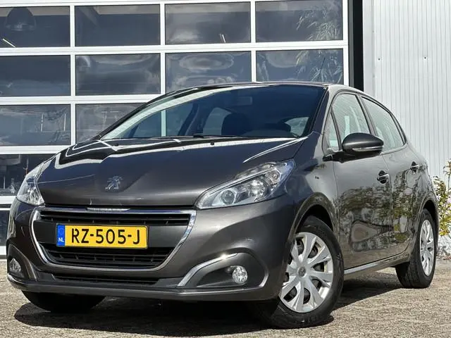 Peugeot 208 1.2 PureTech Blue Lion 82pk | Airco | Apple Carplay/Android Auto | Cruise control | DAB...