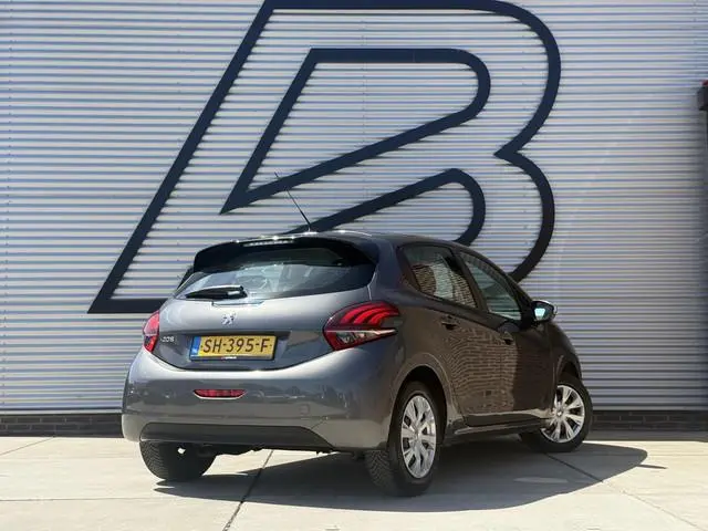 Peugeot 208 1.2 PureTech Blue Lion Navi|Carplay|Airco|Cruise|PDC|N.A.P|APK tot 09-2026
