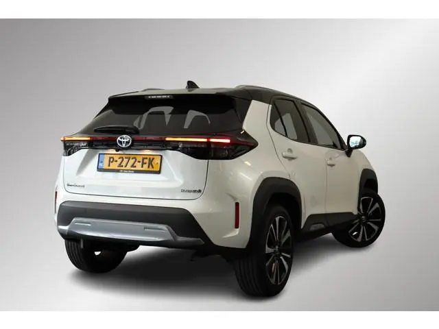 Toyota Yaris Cross 1.5 Hybrid Launch Edition, Leder, Head up display