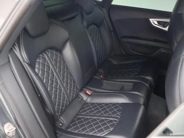 Audi S7