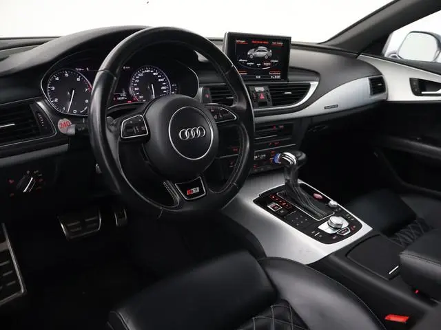 Audi S7