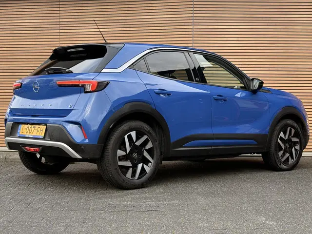 Opel Mokka-e Business Elegance 50-kWh 11kw bl. Camera / Navi / Cruise / Carplay / Clima