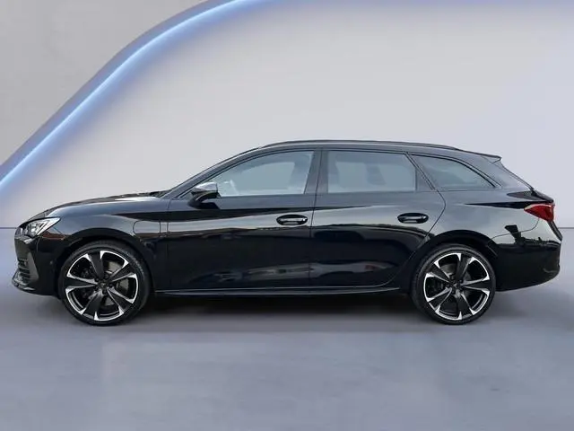 CUPRA Leon Sportstourer 1.4 e-Hybrid VZ 245PK /Apple Carplay/Stoel- en stuurverwarming/Park.Sens. ro...