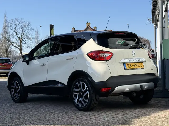 Renault Captur 0.9 TCe Xmod | TREKHAAK | LEER | NAVI | CAMERA | STOELVERW. |