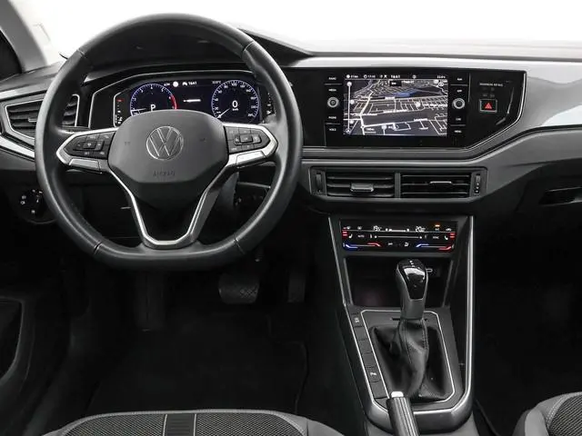 Volkswagen Polo 1.0 TSI 110pk DSG Style · Apple/Android Car Play · Navigatie · Stoelverwarming · P-S...