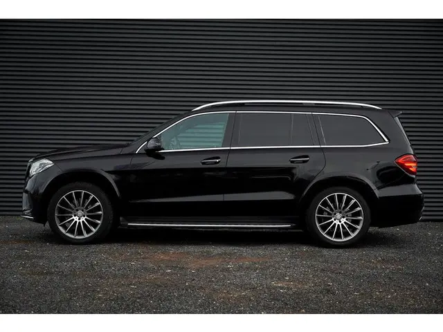 Mercedes-Benz GLS 500 4MATIC AMG / Pano / 7 Pers / B&O / Luchtvering / Trekhaak