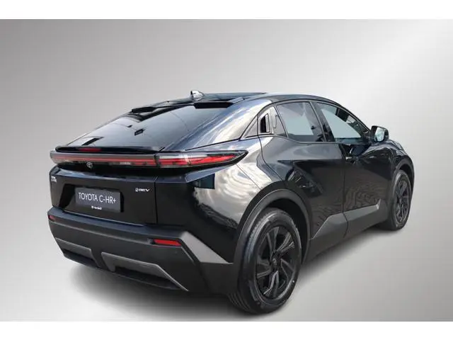 Toyota C-HR+ First Edition 77 kWh, Demovoordeel!, 607 (WLTP), Elec. Achterklep, Sensoren, Camera!