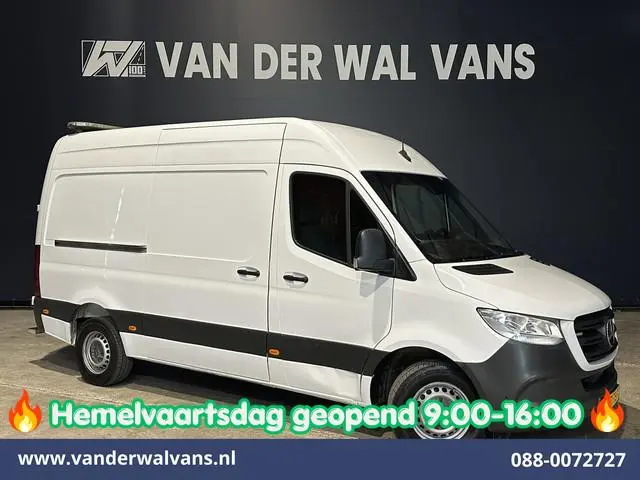 Mercedes-Benz Sprinter 316 CDI 164pk L2H2 Inrichting Euro6 Airco | Camera | 3500kg Trekhaak | Apple...