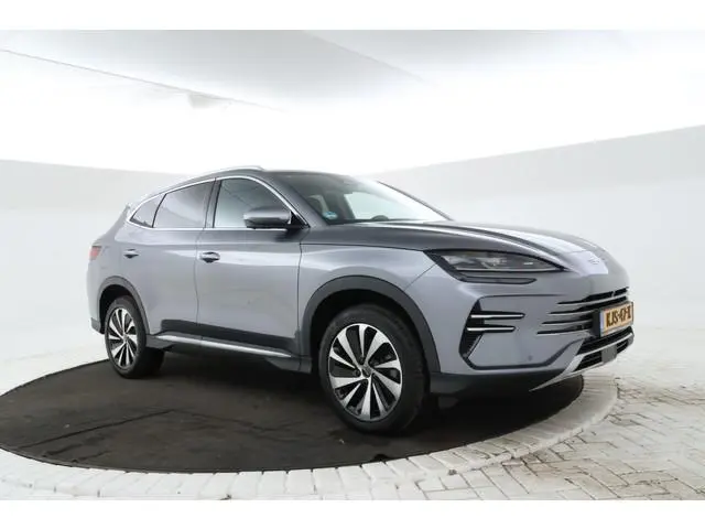 BYD SEAL U