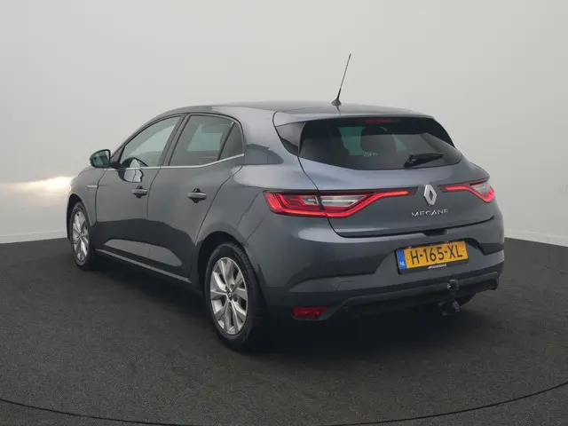 Renault Mégane TCe 115 Limited - Occasional Lease vanaf €674 p/m - RIJKLAARPRIJS - All Seasonbanden...
