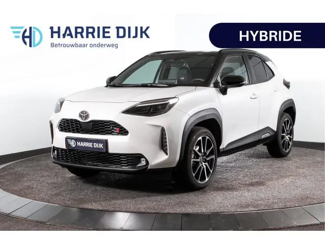 Toyota Yaris Cross 1.5 Hybrid 130 GR SPORT | Adapt. Cruise | Head-up | 360 Camera | Stoel+Stuurverw....