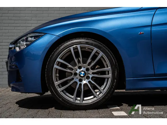 BMW 3-serie 320i Corporate Lease Executive M sport, 19 inch, NL auto