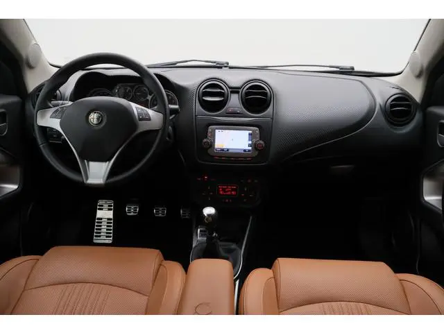 Alfa Romeo MiTo 0.9 TwinAir Esclusivo Leer, Navigatie, Climate, Cruise, PDC