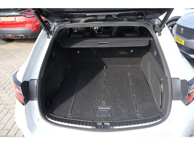 Toyota Corolla Touring Sports