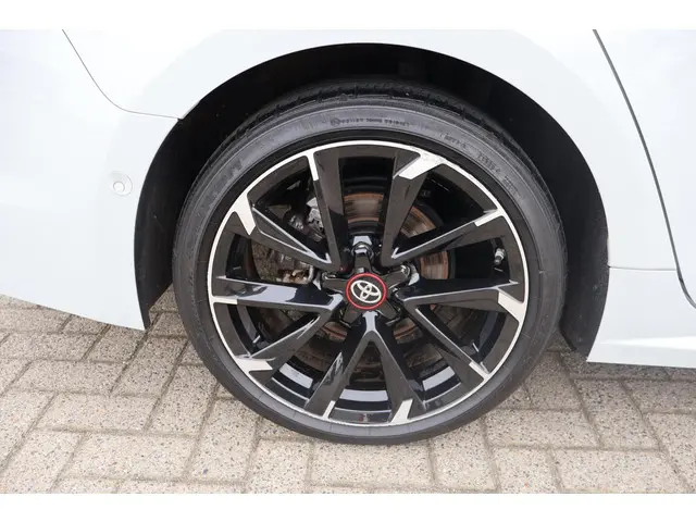 Toyota Corolla Touring Sports