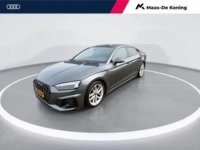 Audi A5 Sportback 35 TFSI 150pk S edition · Apple/Android Car Play · Trekhaak · Stoelverwarming · 18...