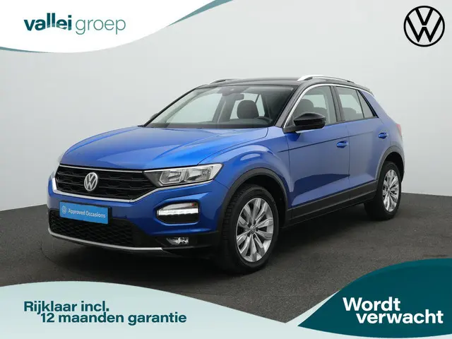 Volkswagen T-Roc 1.0 TSI 115 pk Style | Achteruitrijcamera | Stoelverwarming | Adaptive Cruise | Nav...