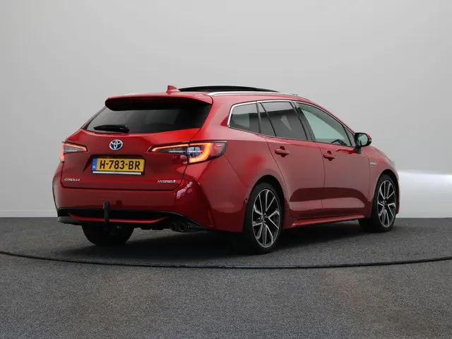 Toyota Corolla Touring Sports