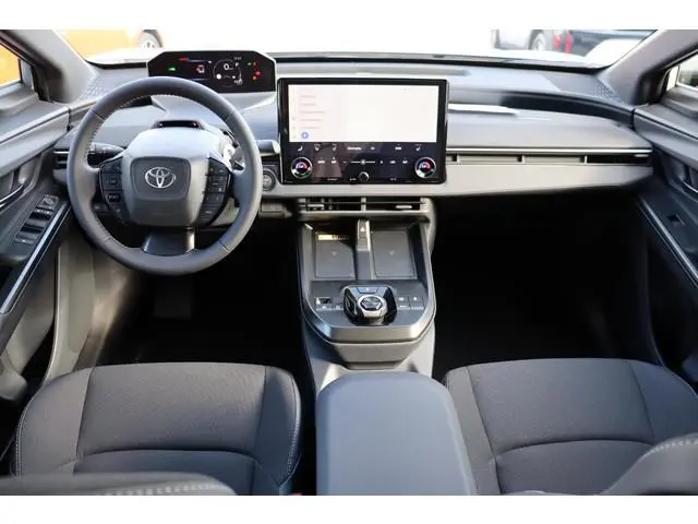 Toyota C-HR+