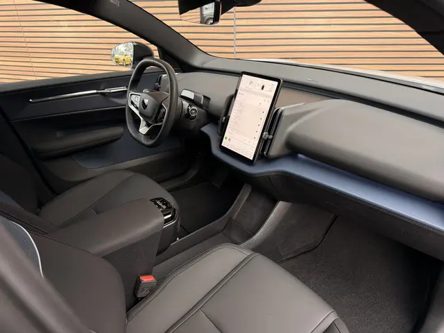 Volvo EX30