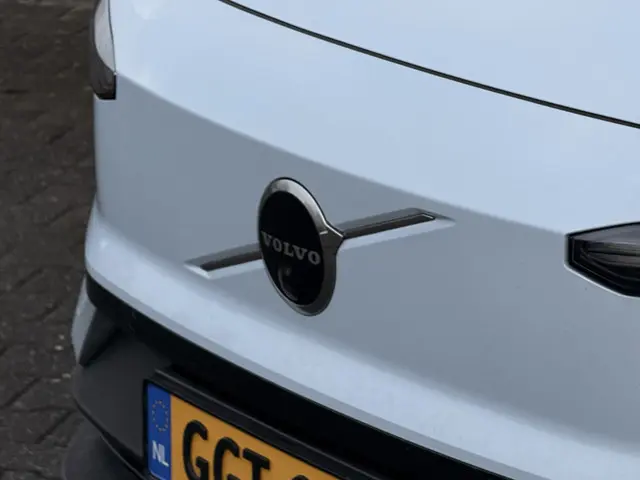 Volvo EX30