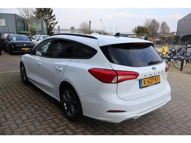 Ford Focus Wagon 1.0 ST Line Business 1e Eigenaar | Volledig Onderh | NAP | BTW | Winterpack | Camer...