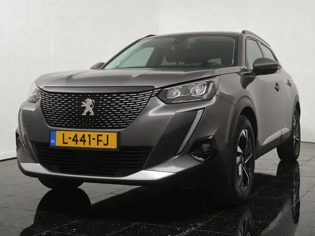 Peugeot 2008 1.2 PureTech Allure Pack - Navigatie - Camera - Climate control - Cruise control - Trek...