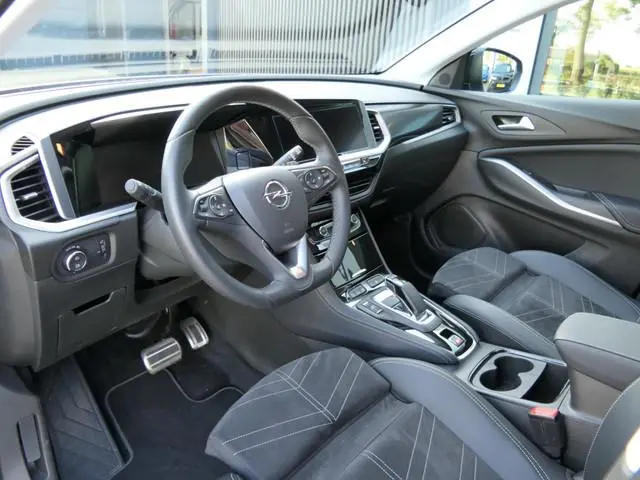 Opel Grandland 1.6 Turbo Plug-In Hybrid Business Elegance | LED Matrix | 360 graden camera