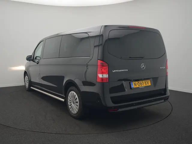 Mercedes-Benz Vito Tourer 114 CDI Base Extra Lang - Occasion Lease vanaf €1024 p/m - 9 Persoons bus! - All Seasonbanden - Cruise Control - Achteruitrijcamera - Sidebars