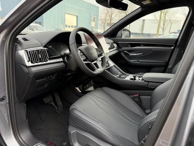 BYD SEAL U 1.5 T DM-i Comfort 291pk 125km elektrisch 26,6kwh