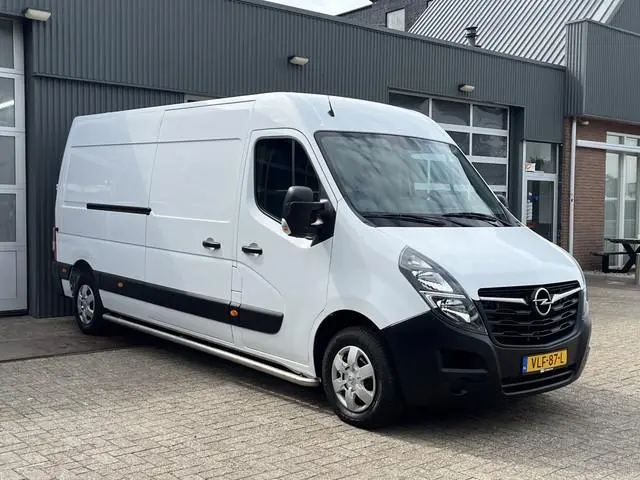 Opel Movano