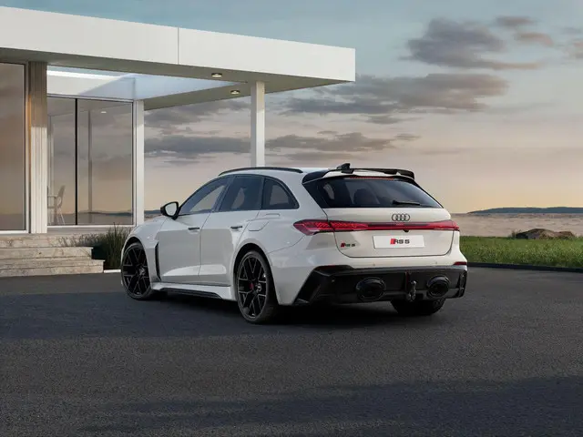 Audi RS5 Avant 2.9 TFSI quattro 639 pk · Audi Exclusive Siambeige · Audi Sportpakket · Optiekpakket...