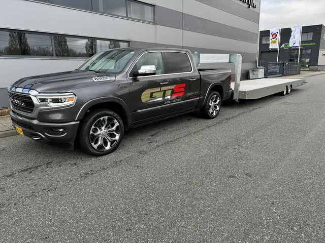 Dodge Ram 1500 5.7 V8 4x4 Crew Cab Limited 10y + Fifthwheel Alu oplegger Autotransporter 5300 kg tec...