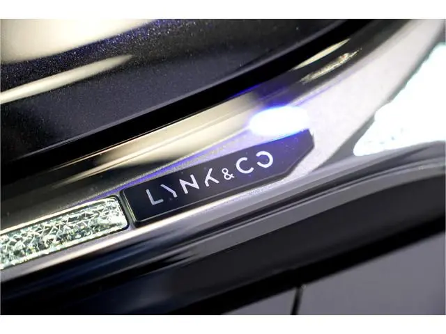 Lynk & Co 08