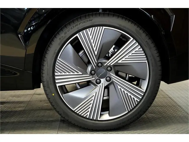 Lynk & Co 08