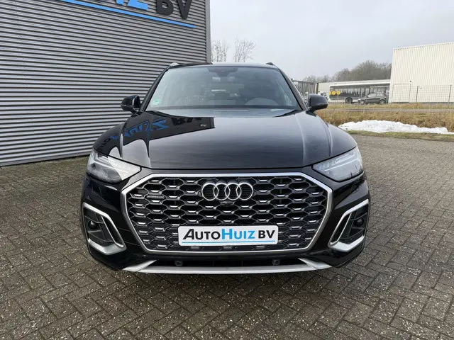 Audi Q5 Sportback 55 TFSI e S Line Luchtvering Trekhaak Panoramadak Achteruitrijcamera 21 Inch DAB K...