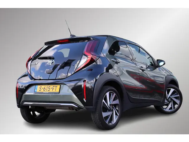 Toyota Aygo X 1.0 VVT-i MT Envy, JBL, Navigatie, Apple carplay / Android auto, Adaptieve cruise cont...