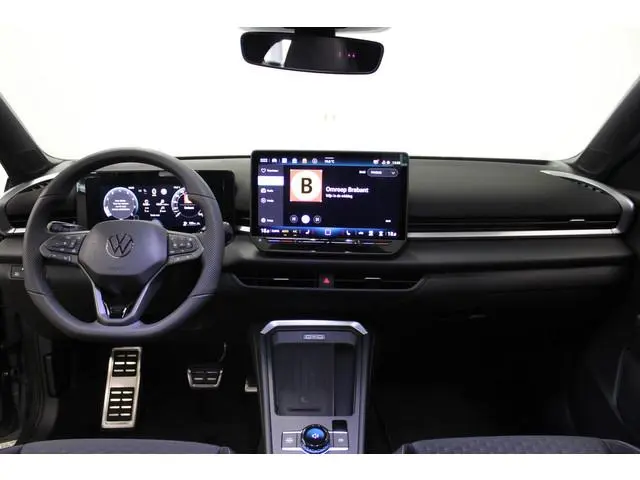 Volkswagen T-Roc 1.5 eTsi R-Line First Edition