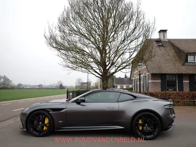 Aston Martin DBS
