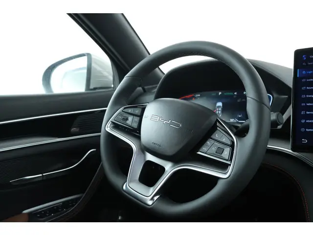 BYD SEAL U