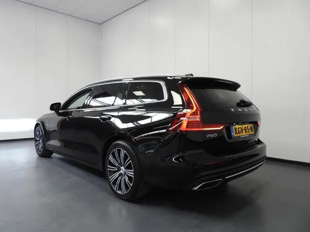 Volvo V60 2.0 T6 Recharge AWD Inscription Expression NAVI/SCHUIFDAK/CAMERA/LED/18"LMV!