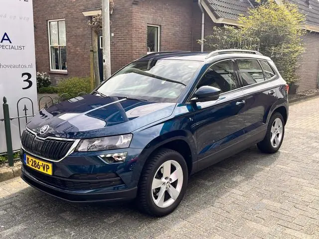 ŠKODA Karoq 1.0 TSI Business Edition
