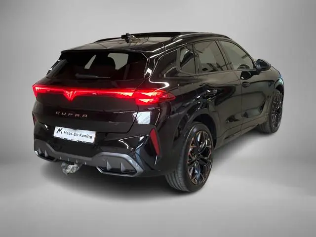 CUPRA Terramar 1.5TSIe-Hybrid 200kW/272PK VZ Performance · Panoramadak · Trekhaak · 360°Camera + Par...