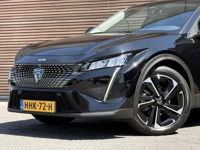 Peugeot 408