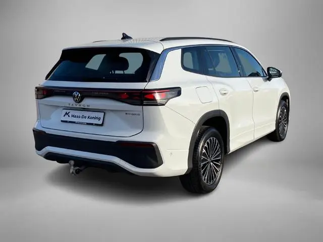 Volkswagen Tayron 1.5eHybrid 150kW/204PK Life Edition DSG · Trekhaak · Navigatie · Apple/Android Car...